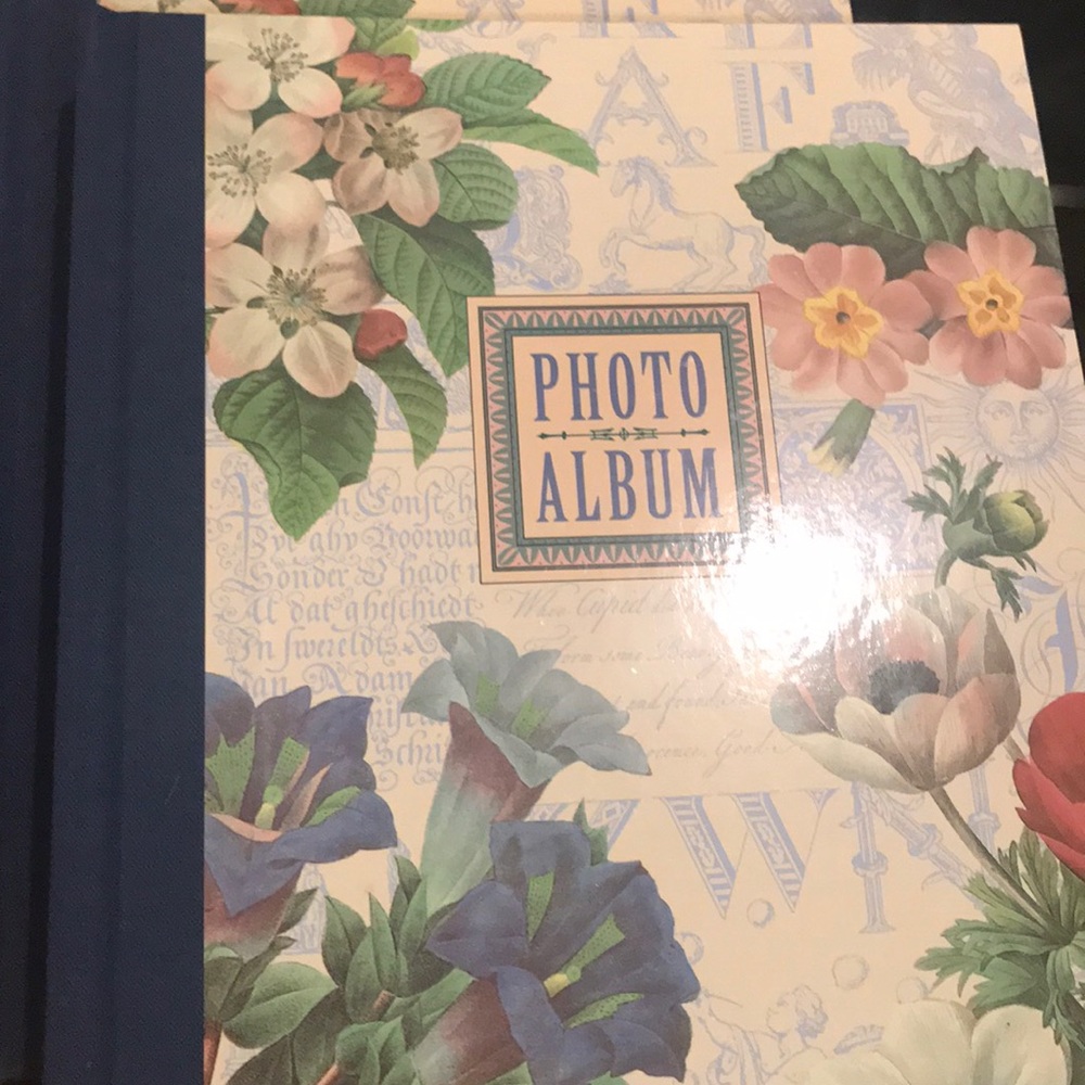 Floral Design Photo Albums - Picture 4 of 5